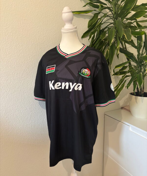 Fussballtrikot Replica Kenya 2025 Erwachsene Schwarz