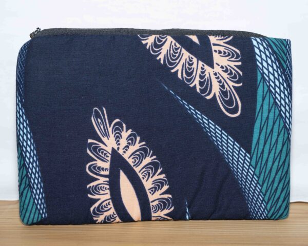 Kosmetiktasche gefüttert