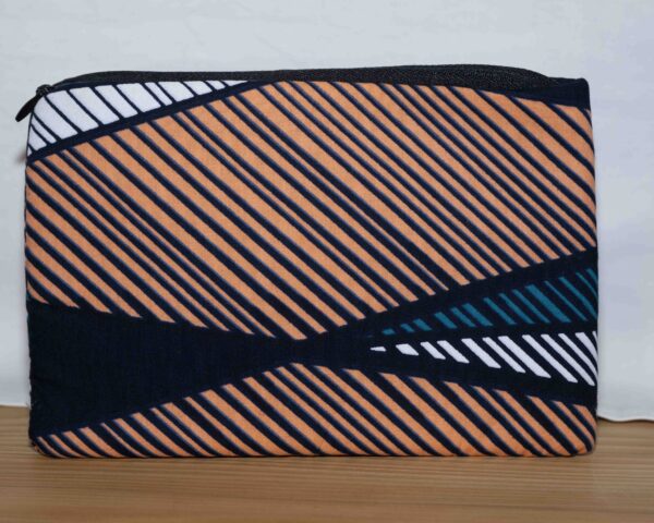 Kosmetiktasche gefüttert