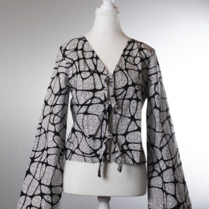 Tie Bluse